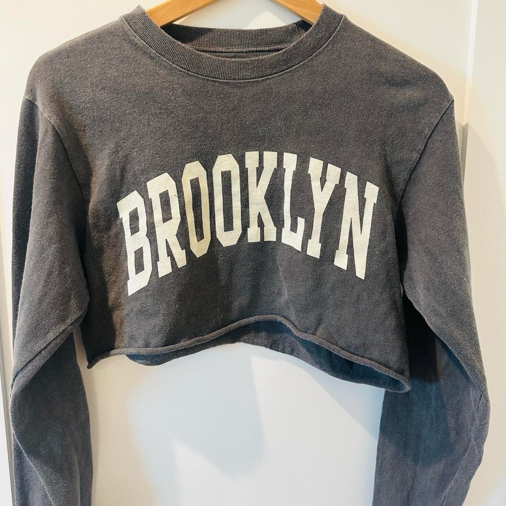 brandy melville brooklyn long sleeve